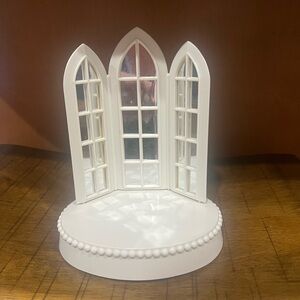 Wilton Chapel White Cake Topper with Mirror Windows and Oval Base